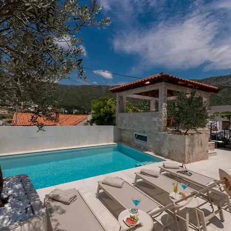 Villa Royal Stone-1min Walk To The